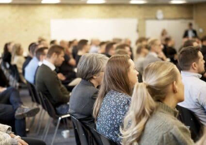 Konferencelokale til store konferencer